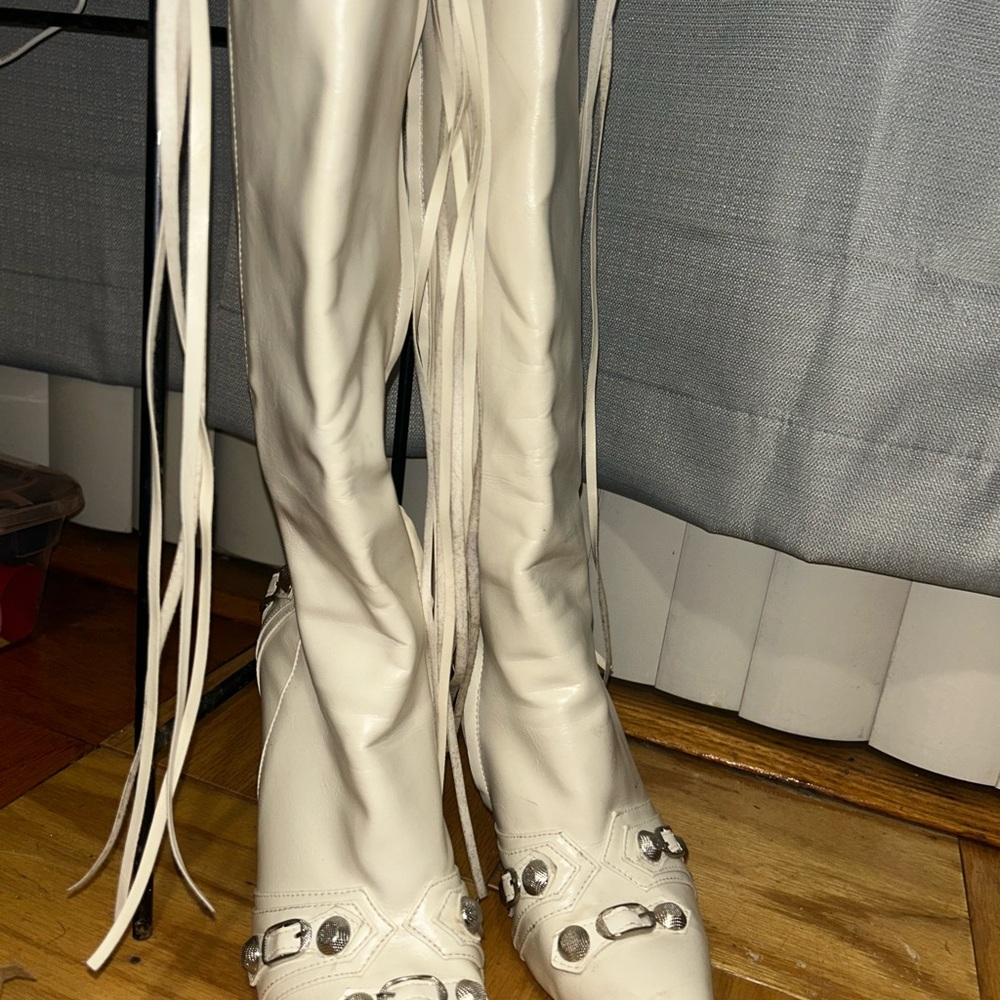 Elegant Cream Knee-High Boots